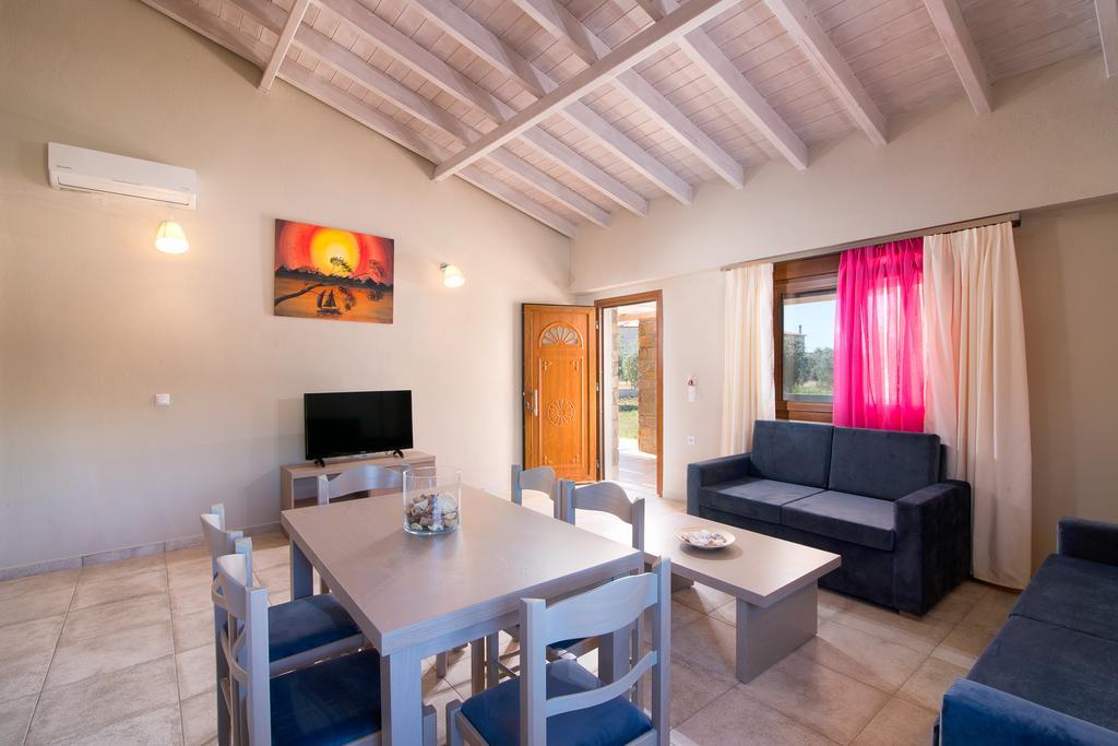 Olive Land Villas Limenaria  Phòng bức ảnh