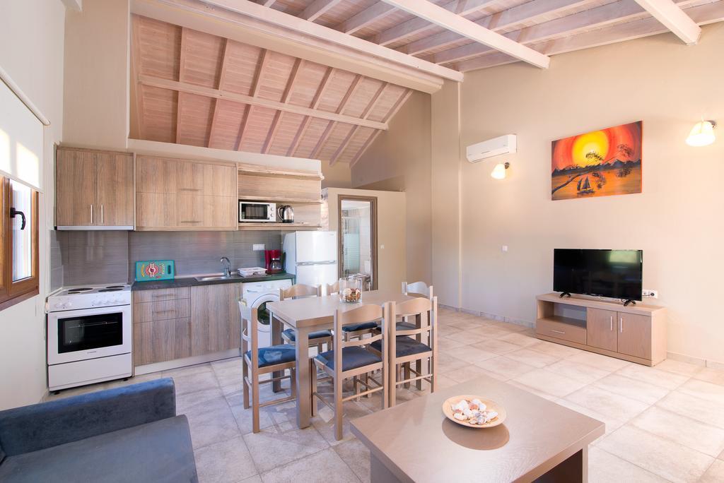 Olive Land Villas Limenaria  Phòng bức ảnh
